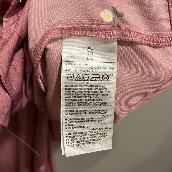 Pajama Set - Picture 3 of 5